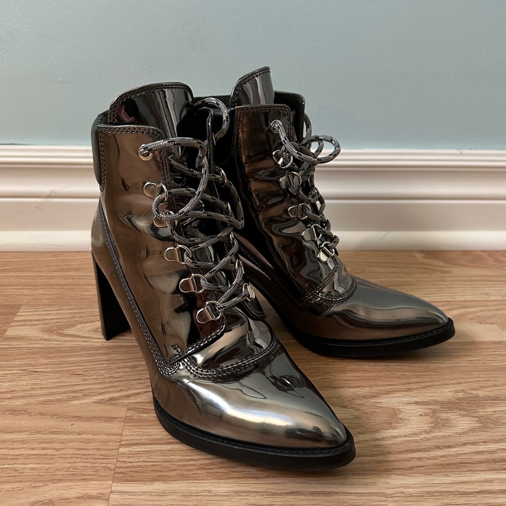 Stuart Weitzman x Gigi Hadid Boots